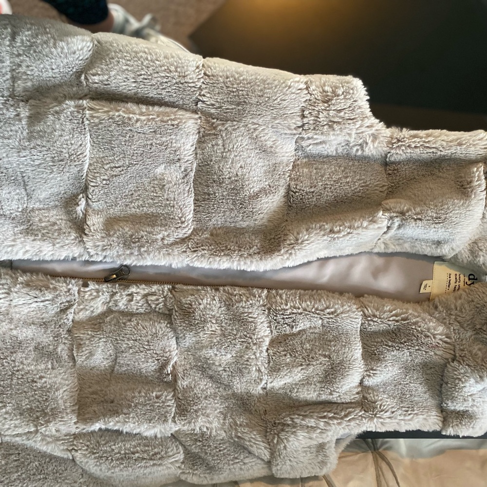 Dylan faux fur zip front vest